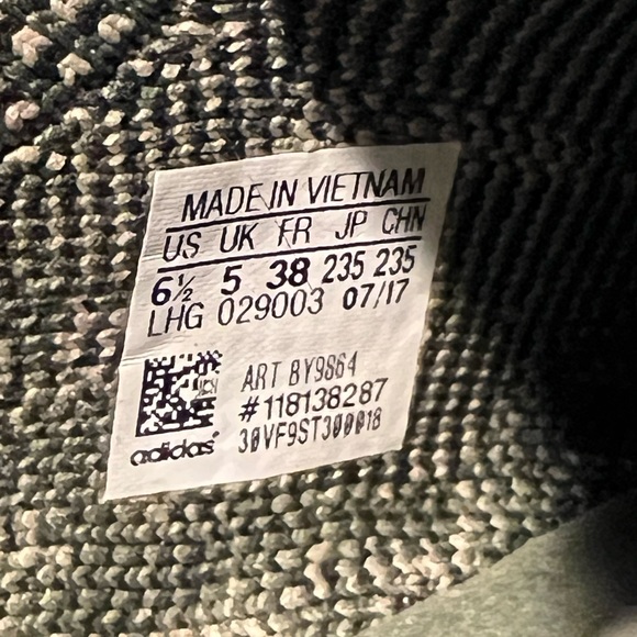 Adidas NMD R1 Primeknit “Green Glitch Camo” - Picture 8 of 11